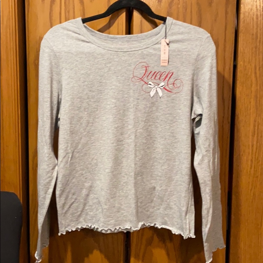 Large Victoria’s Secret long sleeve tee